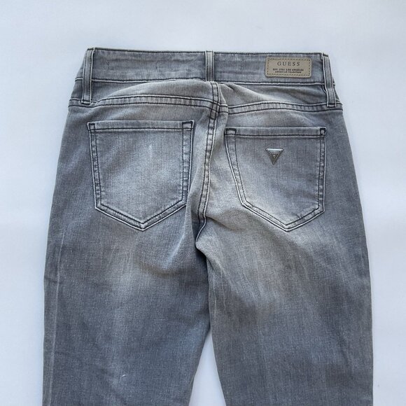 Guess Mid Rise Power Curvy Skinny Jeans In Create Wash Size 24 - Picture 10 of 11